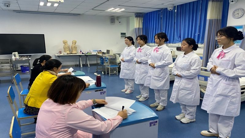 满月发汗加盟店选址：如何规避风险，把握市场机遇