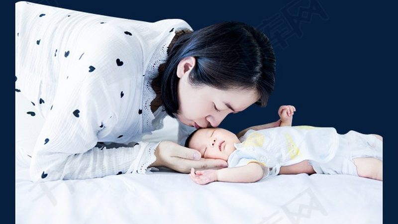 月嫂公司员工培训标准：打造专业护理，呵护宝宝成长